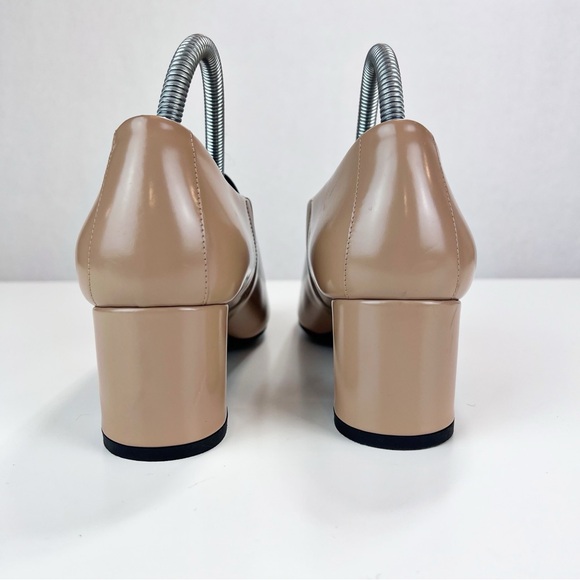 Via Spiga Josie Heels Size 8.5M Tan Sleek Leather Slip-on Neutral Classic - Picture 4 of 10